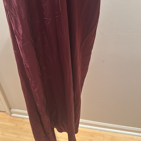 NWT Banana Republic Dark Cherry Divine Silk One Shoulder Dress Large - Picture 8 of 10
